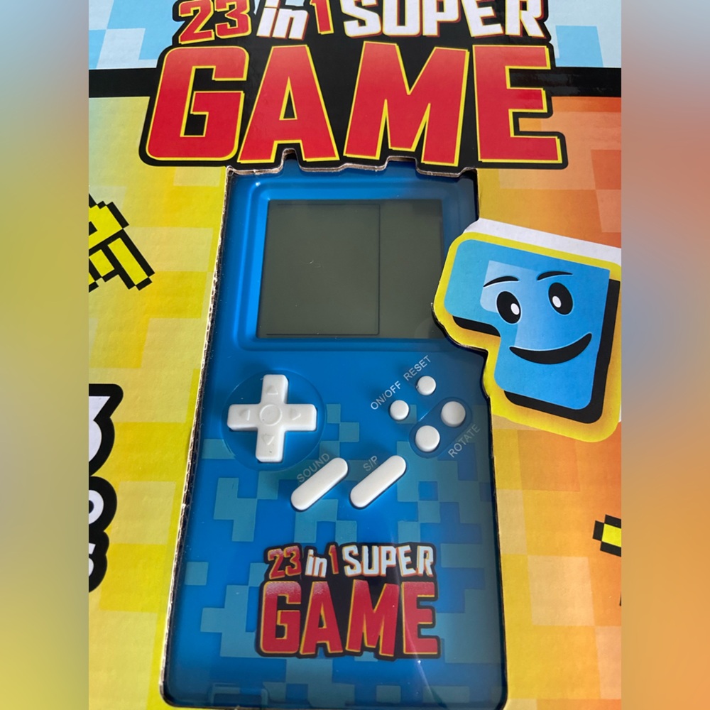23-In-1 Super Game Handheld Console - Picture 4 of 6